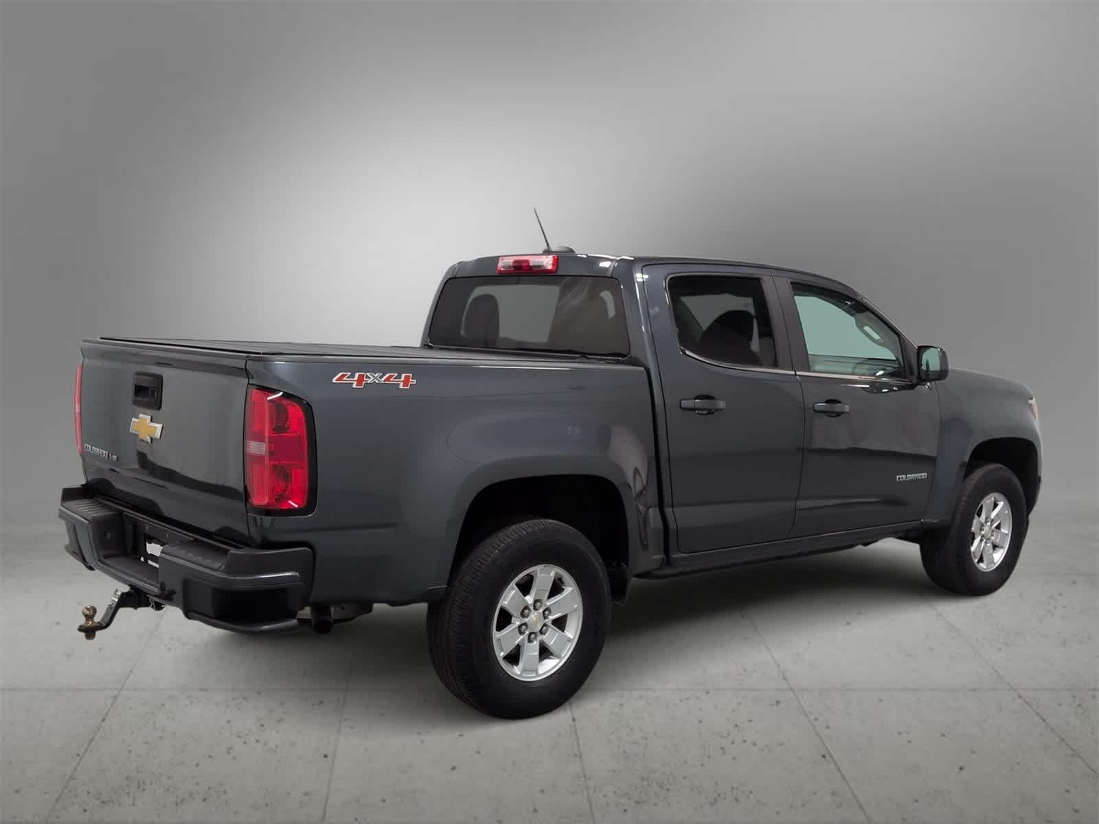 Thumbnail: 2017 Chevrolet Colorado - 8