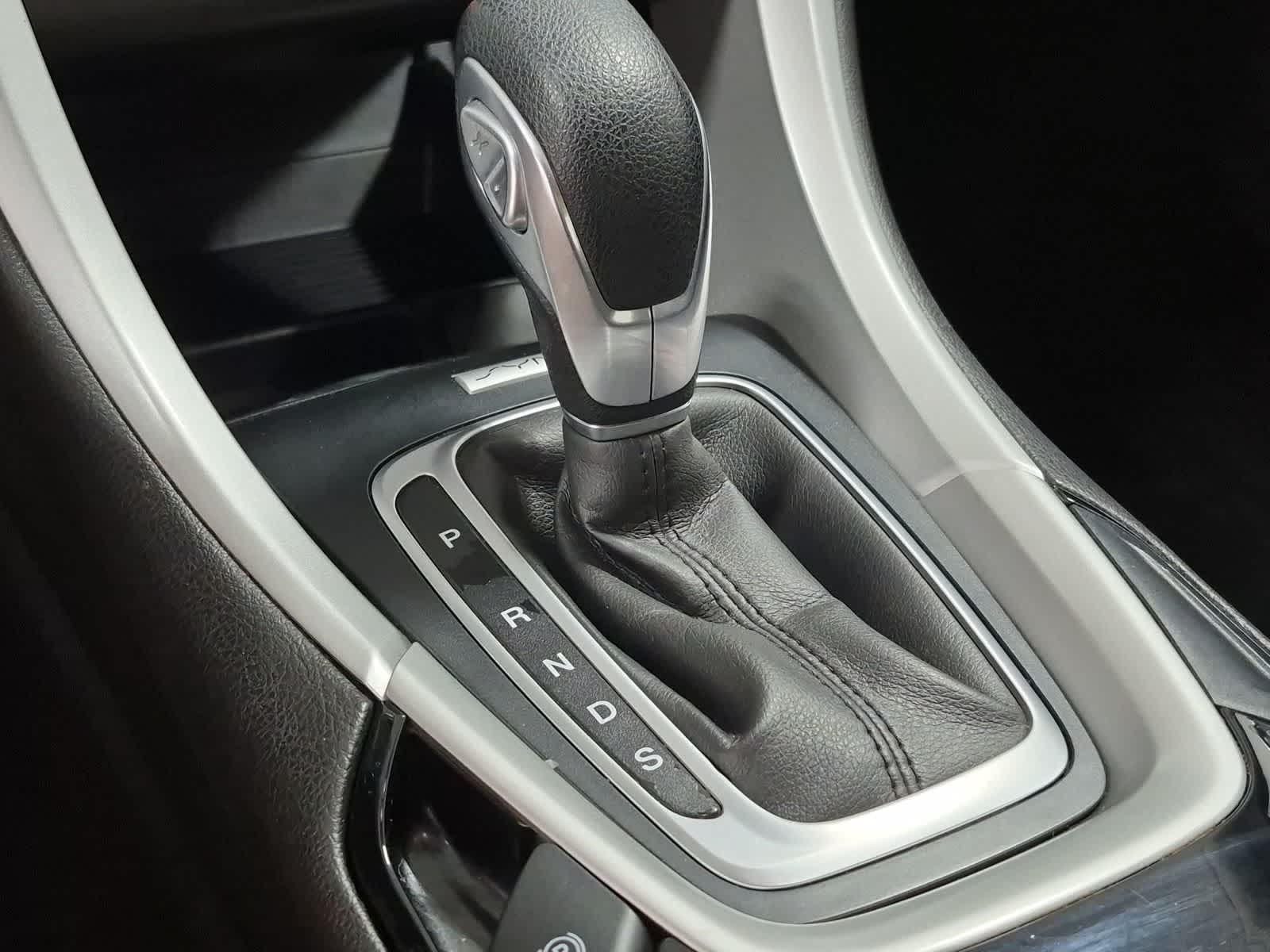 Thumbnail: 2016 Ford Fusion - 30