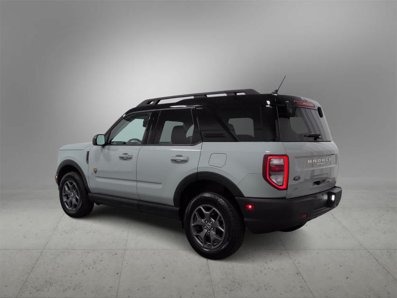 Thumbnail: 2022 Ford Bronco Sport - 6