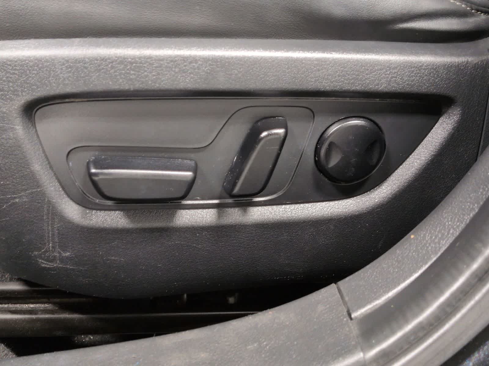 Thumbnail: 2023 Mazda CX-30 - 4