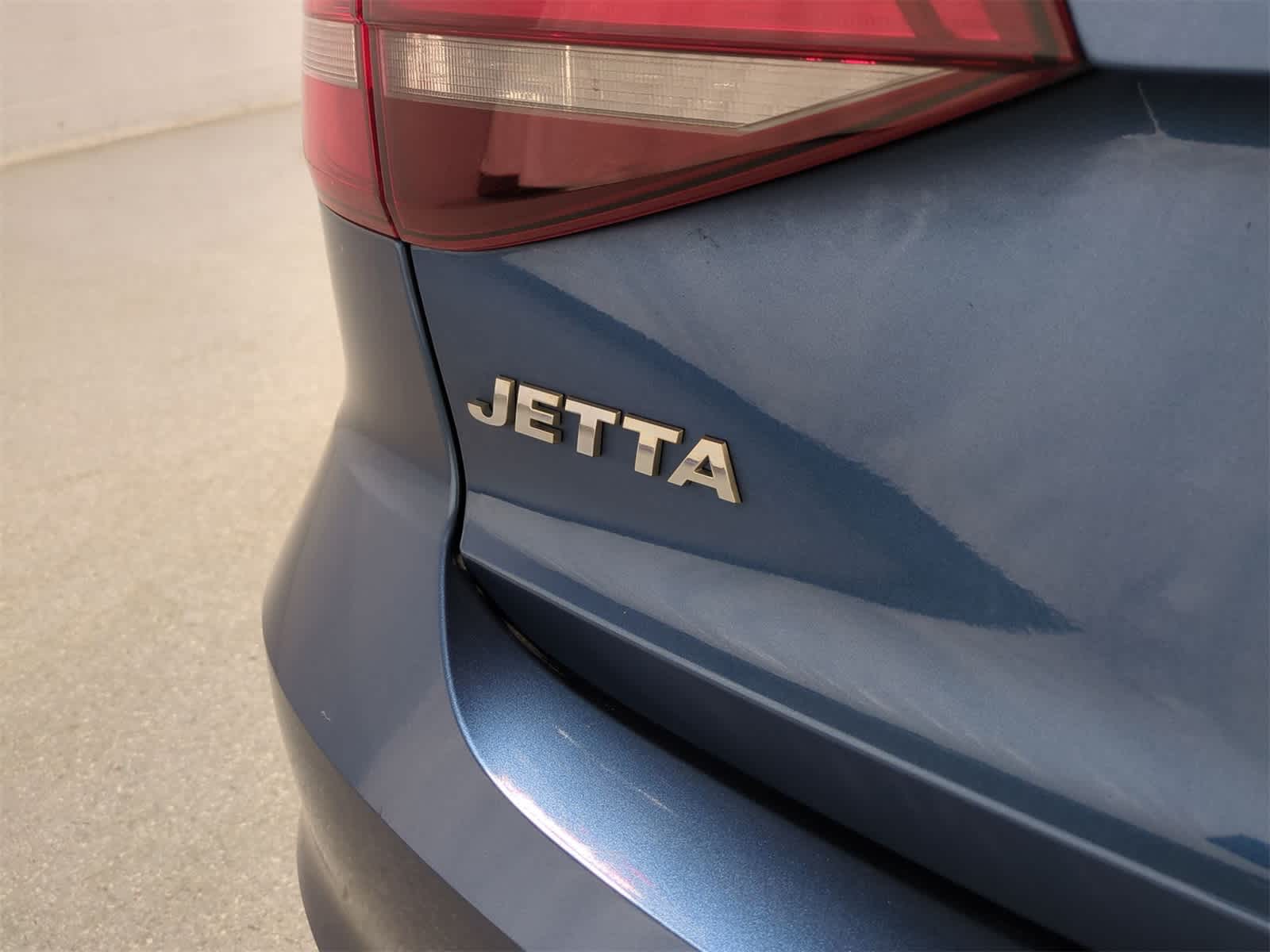 2017 Volkswagen Jetta S 13
