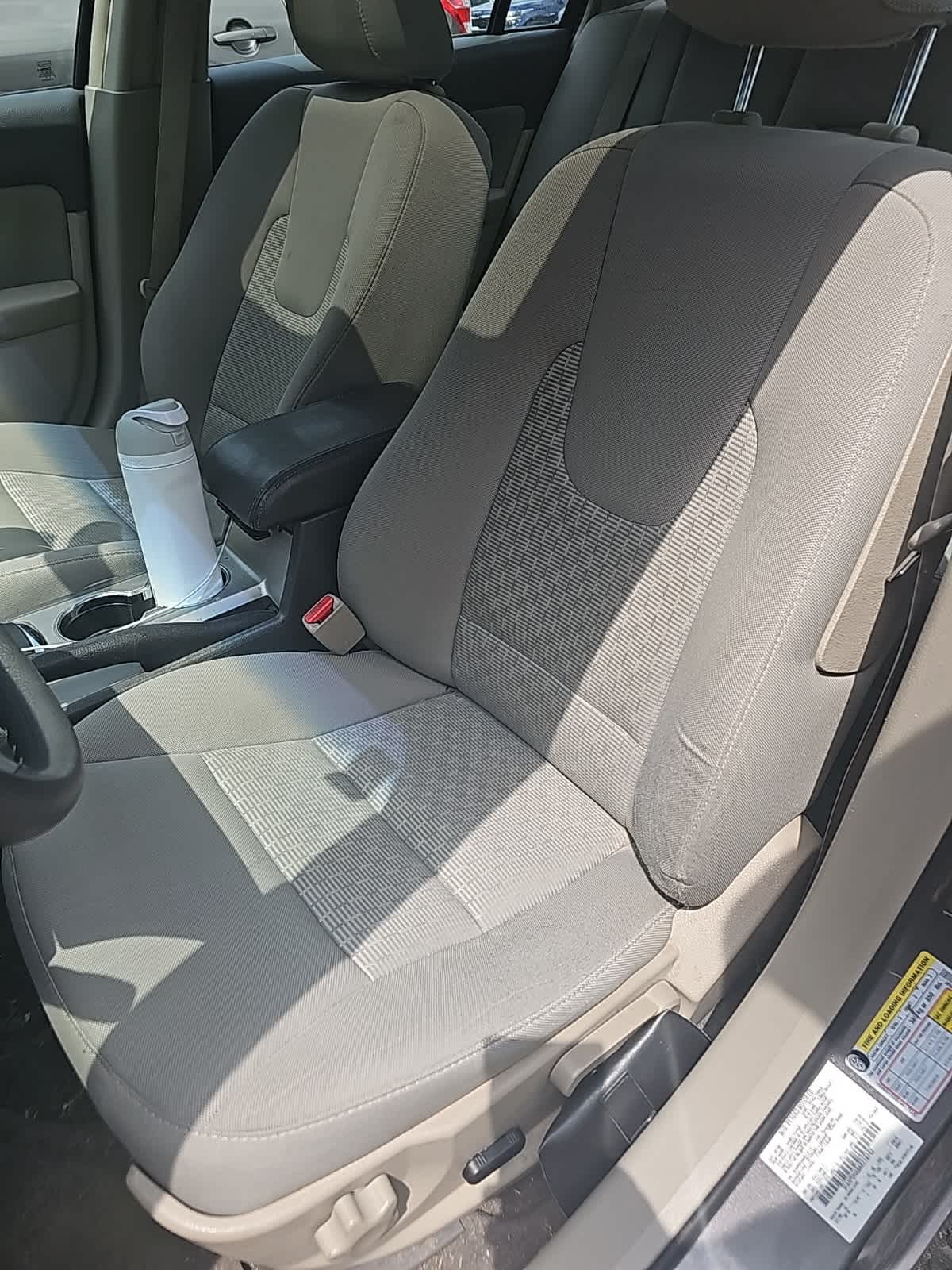 Thumbnail: 2010 Ford Fusion - 6