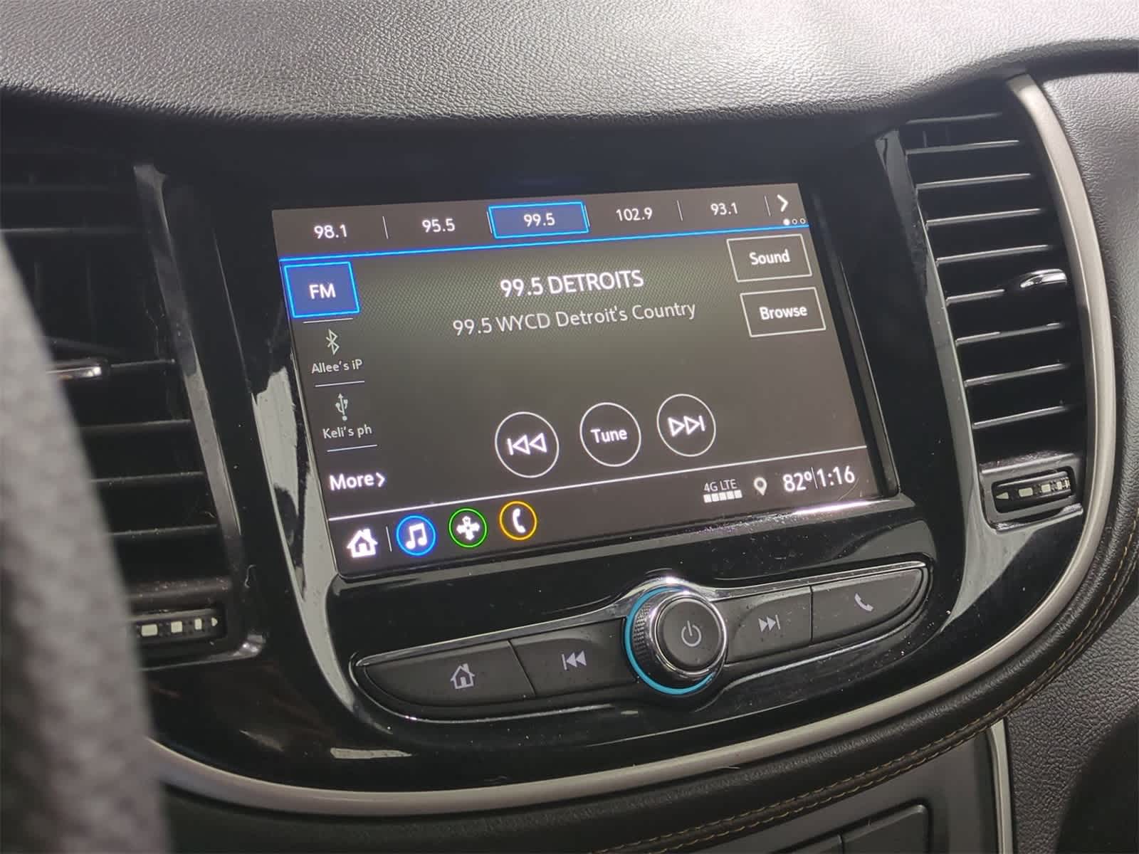 Thumbnail: 2019 Chevrolet Trax - 26