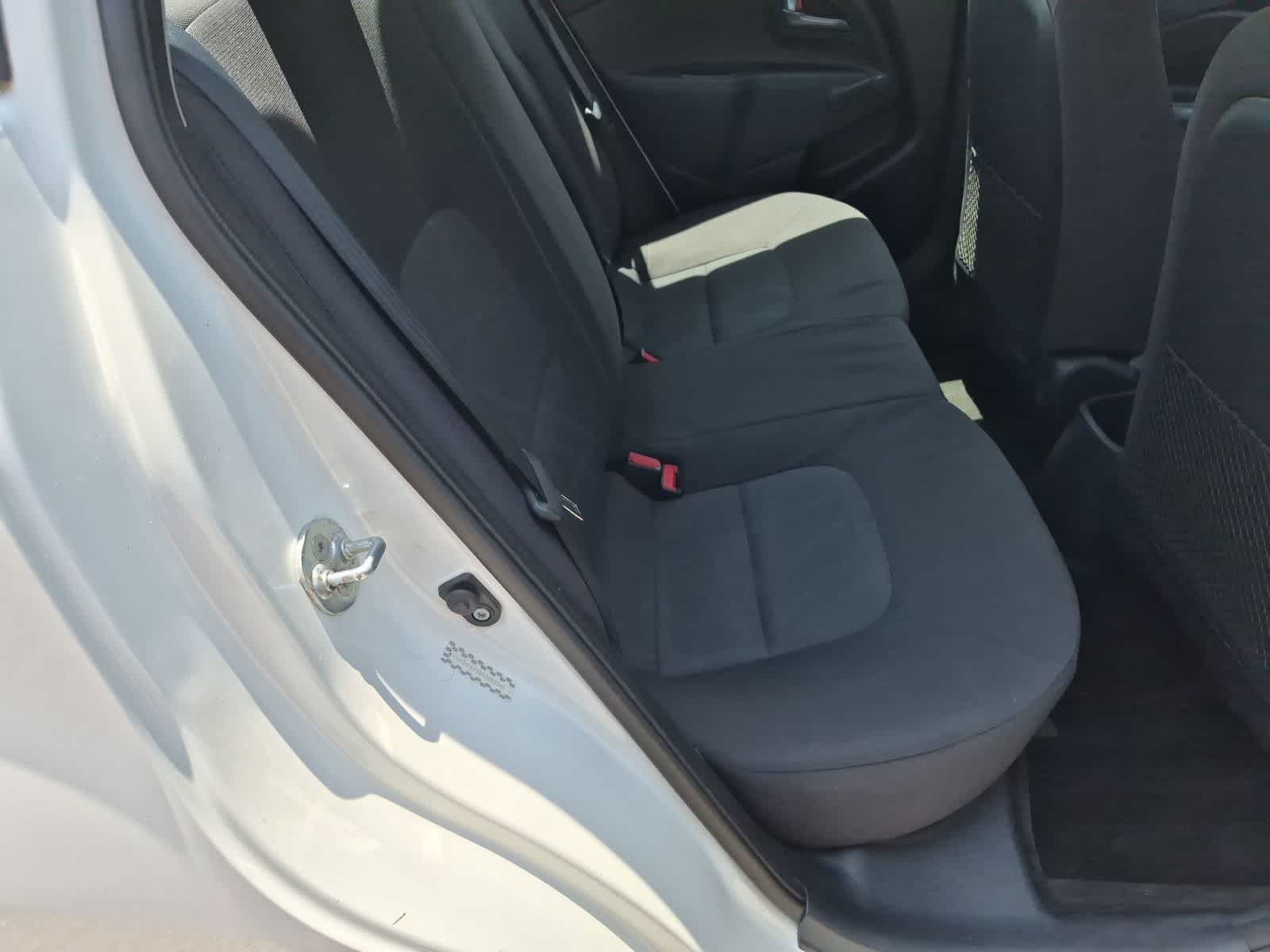 Thumbnail: 2016 Kia Rio - 19