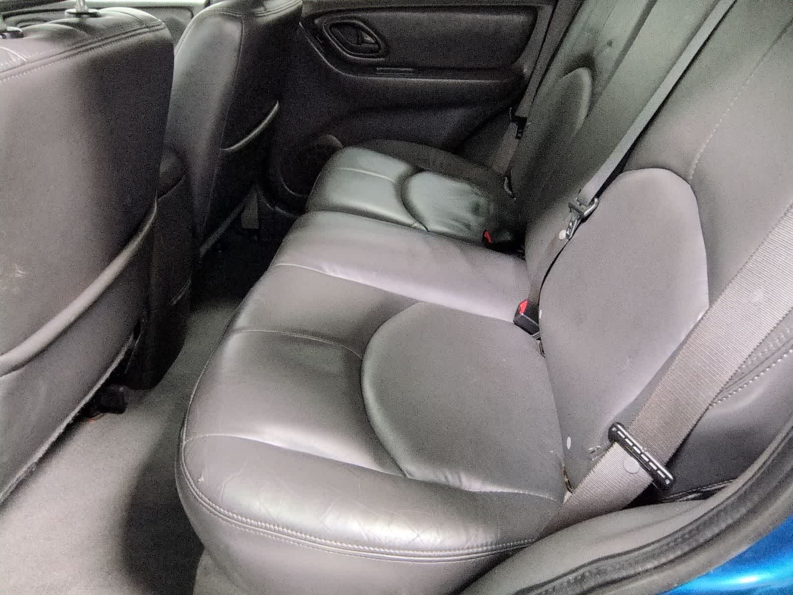 Thumbnail: 2005 Mazda Tribute - 21