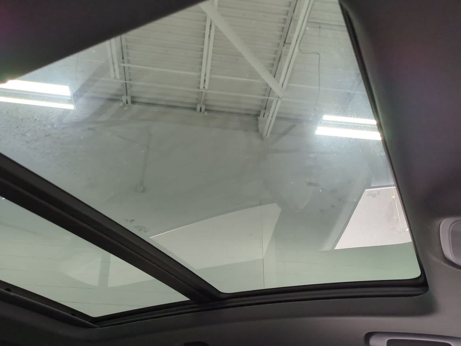 Thumbnail: 2019 Audi Q8 - 22