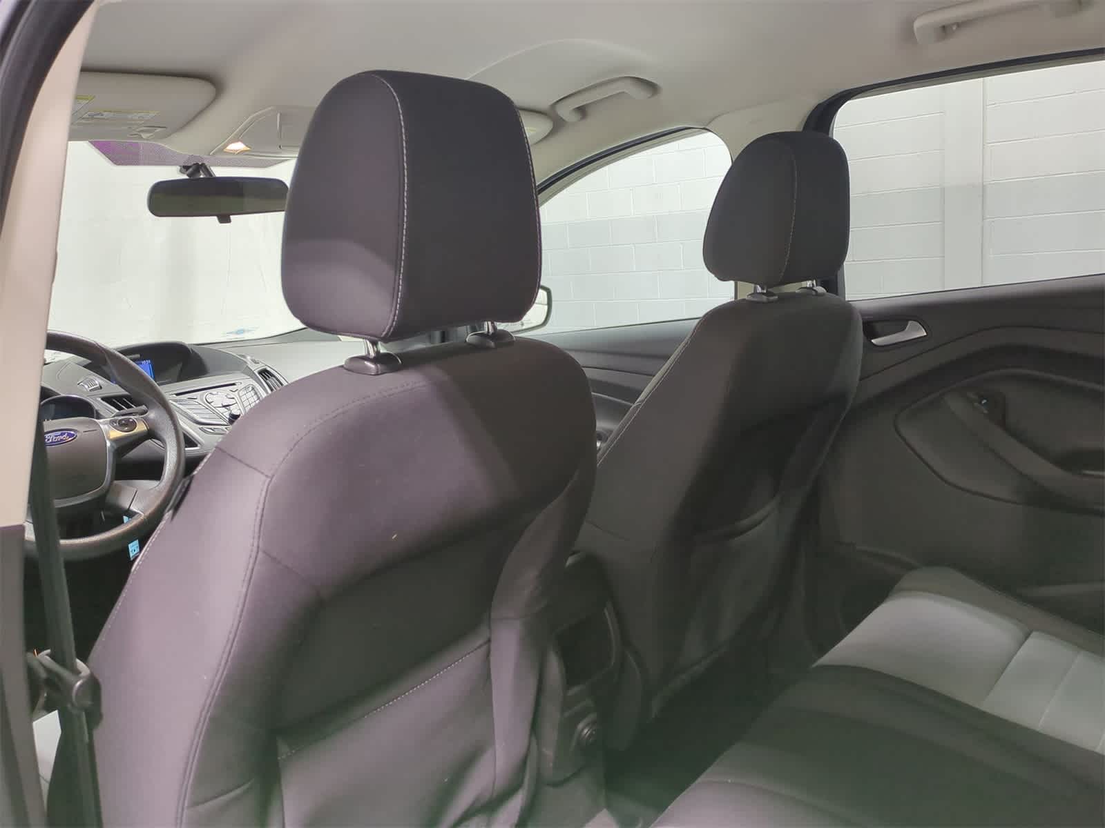 Thumbnail: 2015 Ford Escape - 19