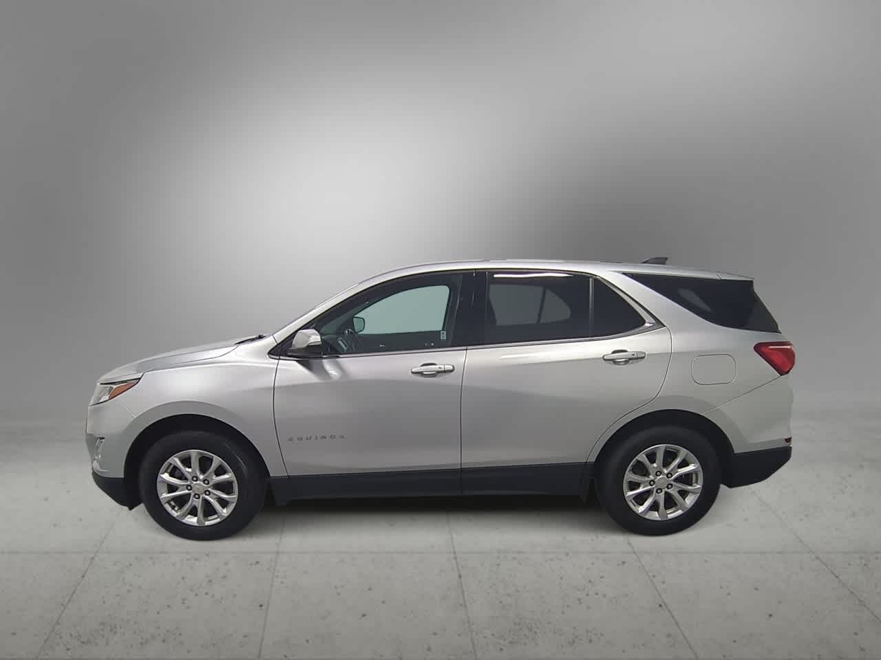 Thumbnail: 2019 Chevrolet Equinox - 5