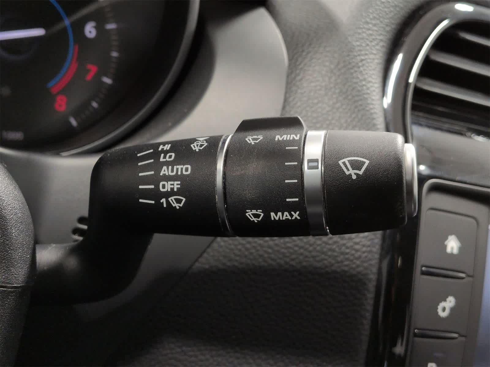 Thumbnail: 2018 Jaguar XE - 28