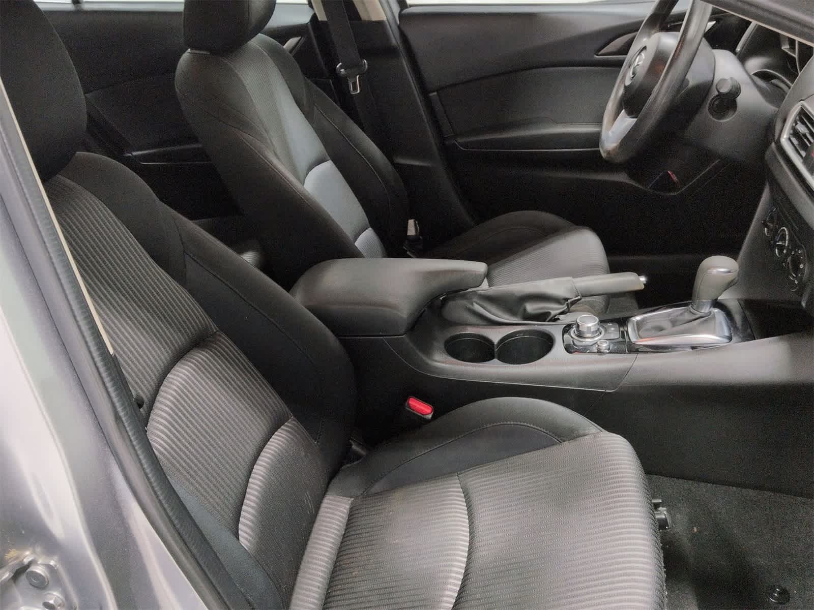 Thumbnail: 2016 Mazda Mazda3 - 22