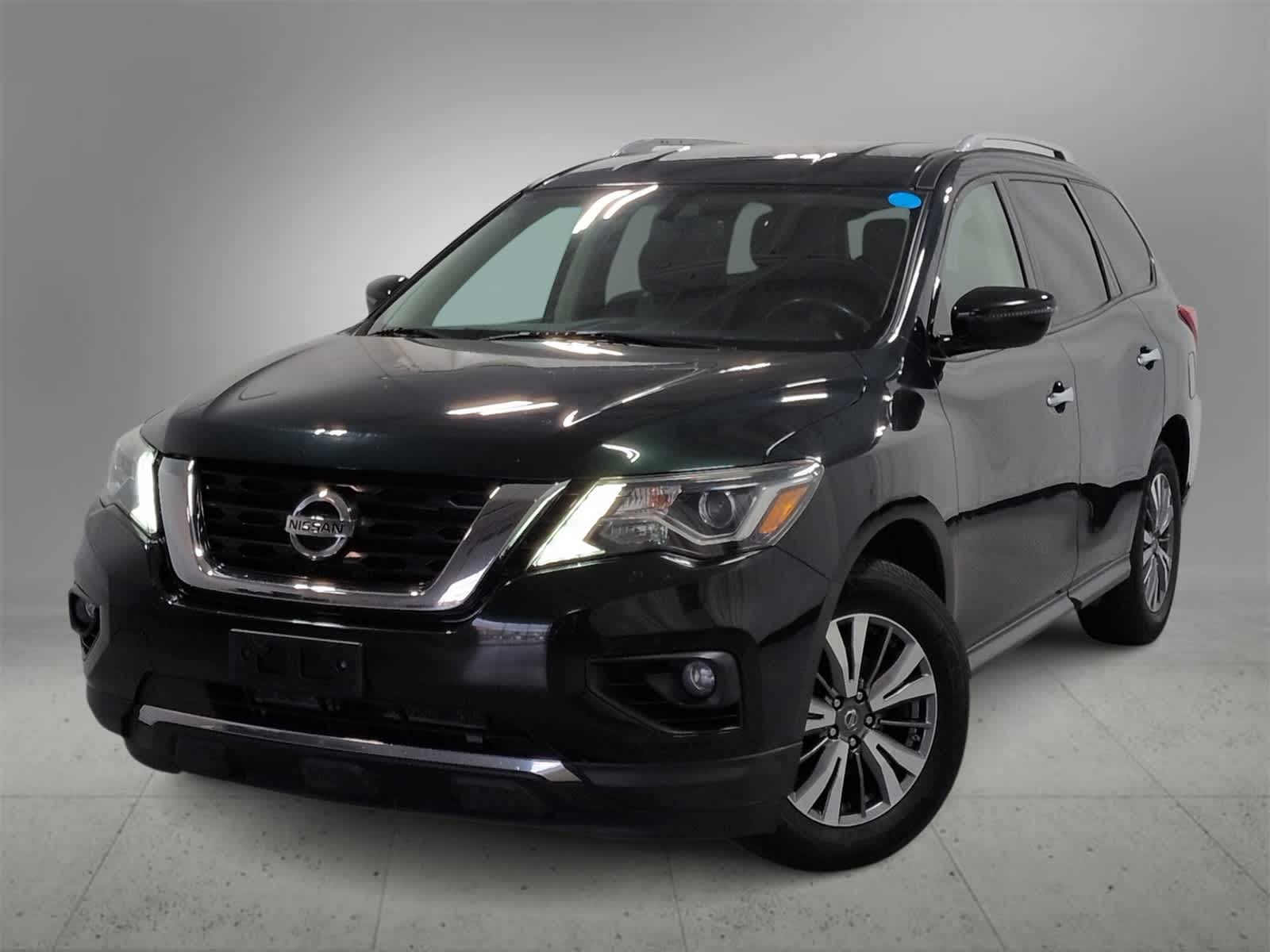 2019 Nissan Pathfinder SV -
                  Farmington Hills, MI