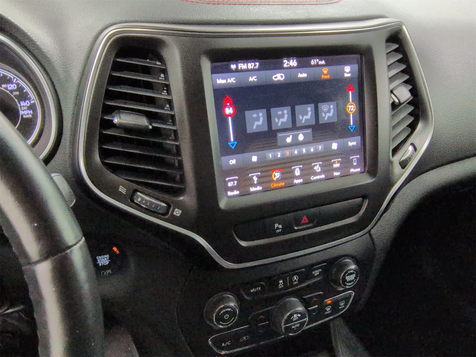 Thumbnail: 2019 Jeep Cherokee - 28