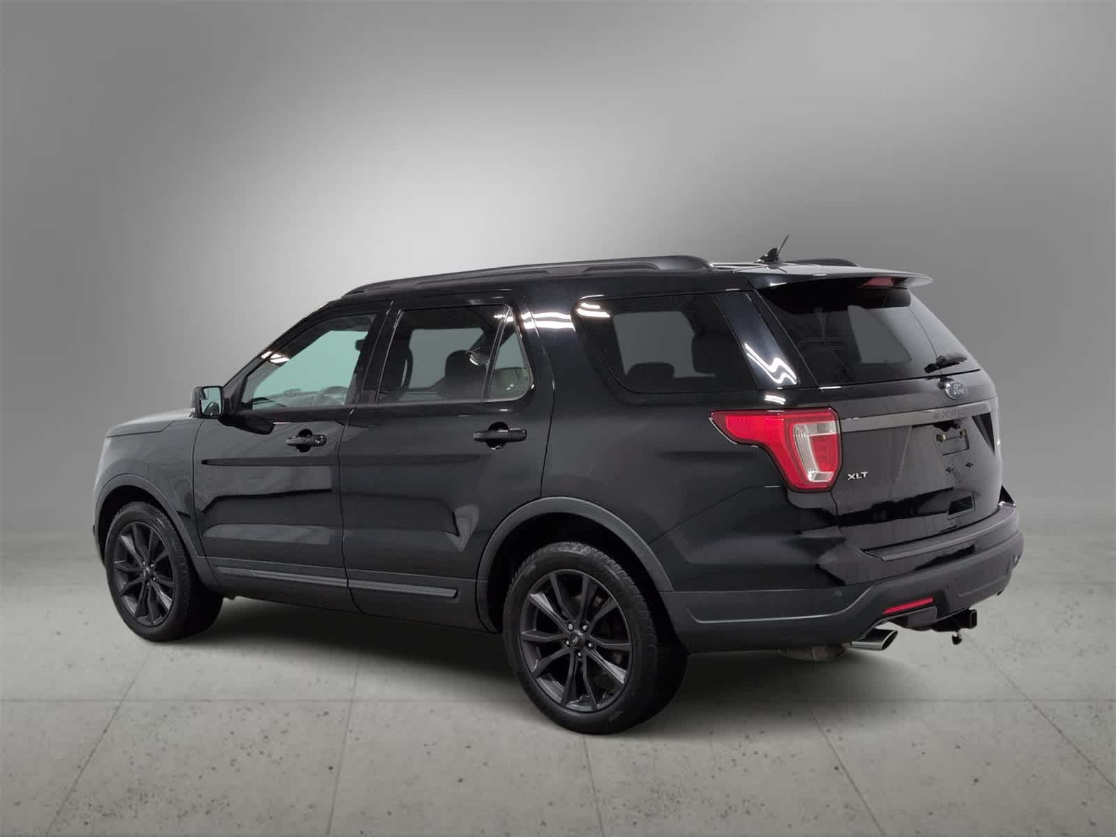 Thumbnail: 2018 Ford Explorer - 6