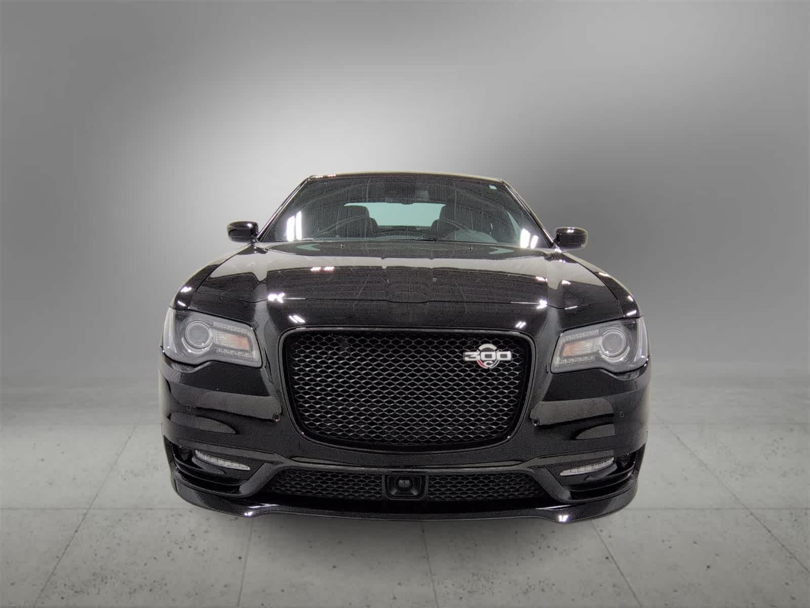 Thumbnail: 2023 Chrysler 300 - 3