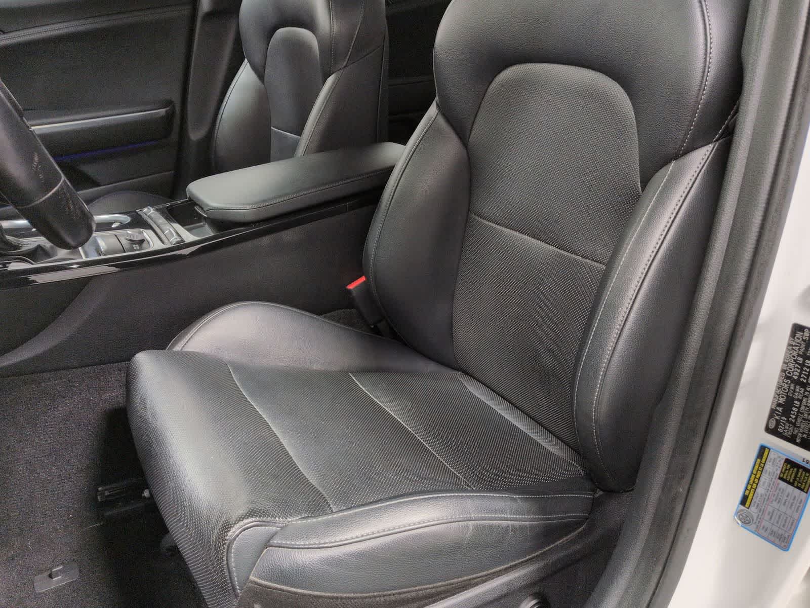 Thumbnail: 2019 Kia Stinger - 17