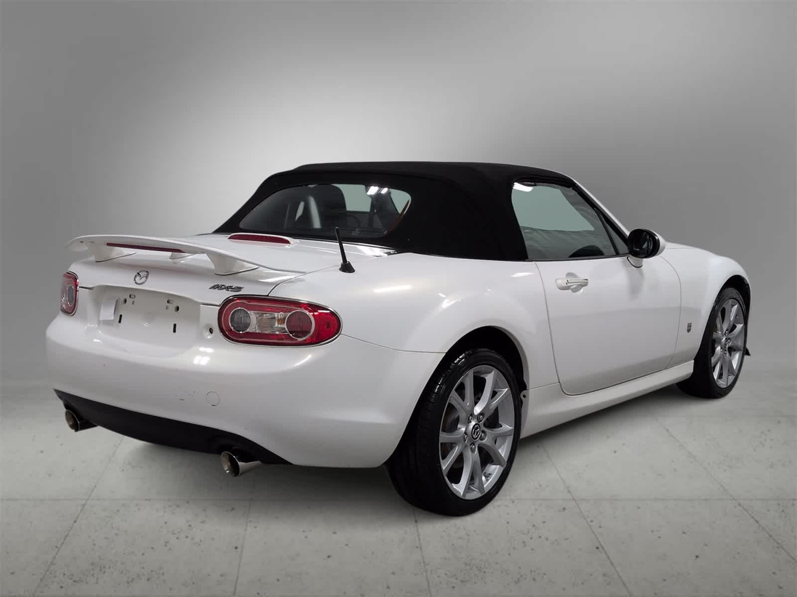 Thumbnail: 2013 Mazda MX-5 Miata - 8