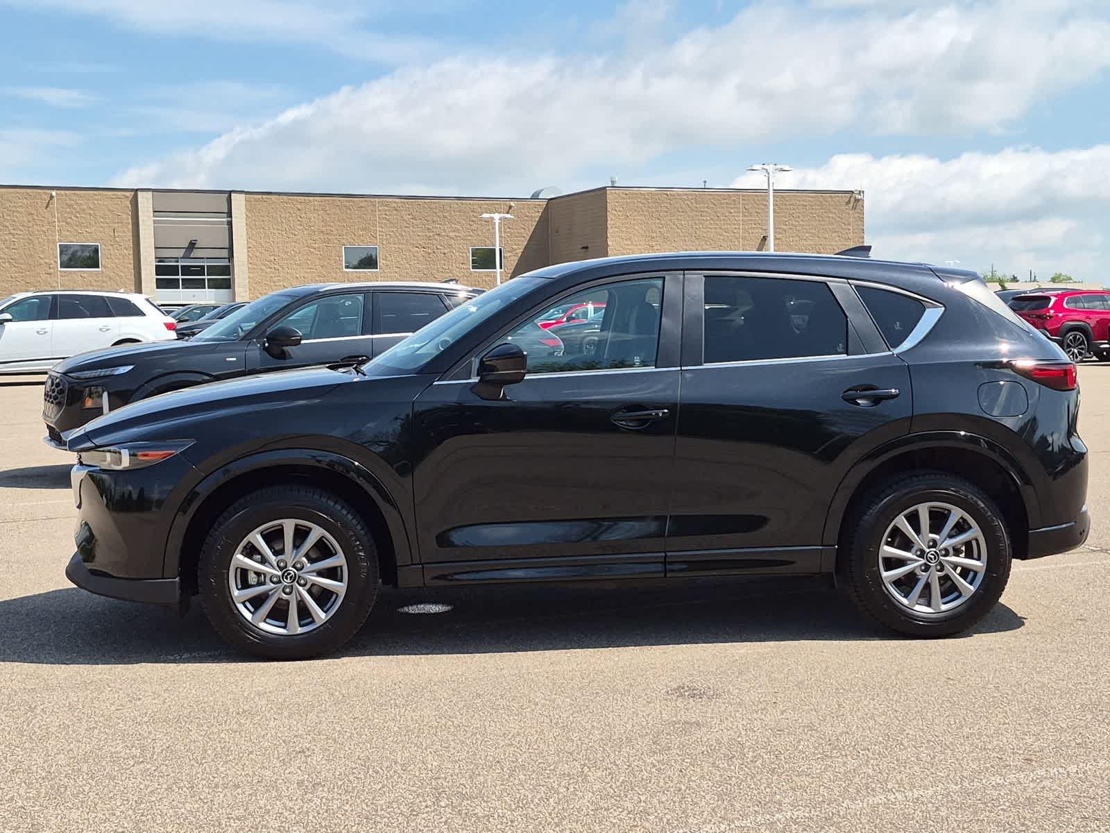 Thumbnail: 2025 Mazda CX-5 - 11