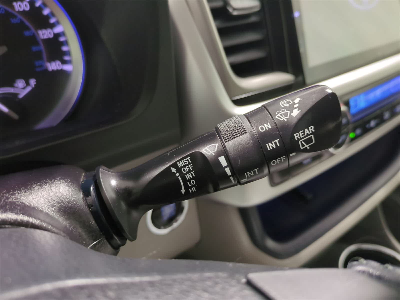 2018 Toyota Highlander Limited 28