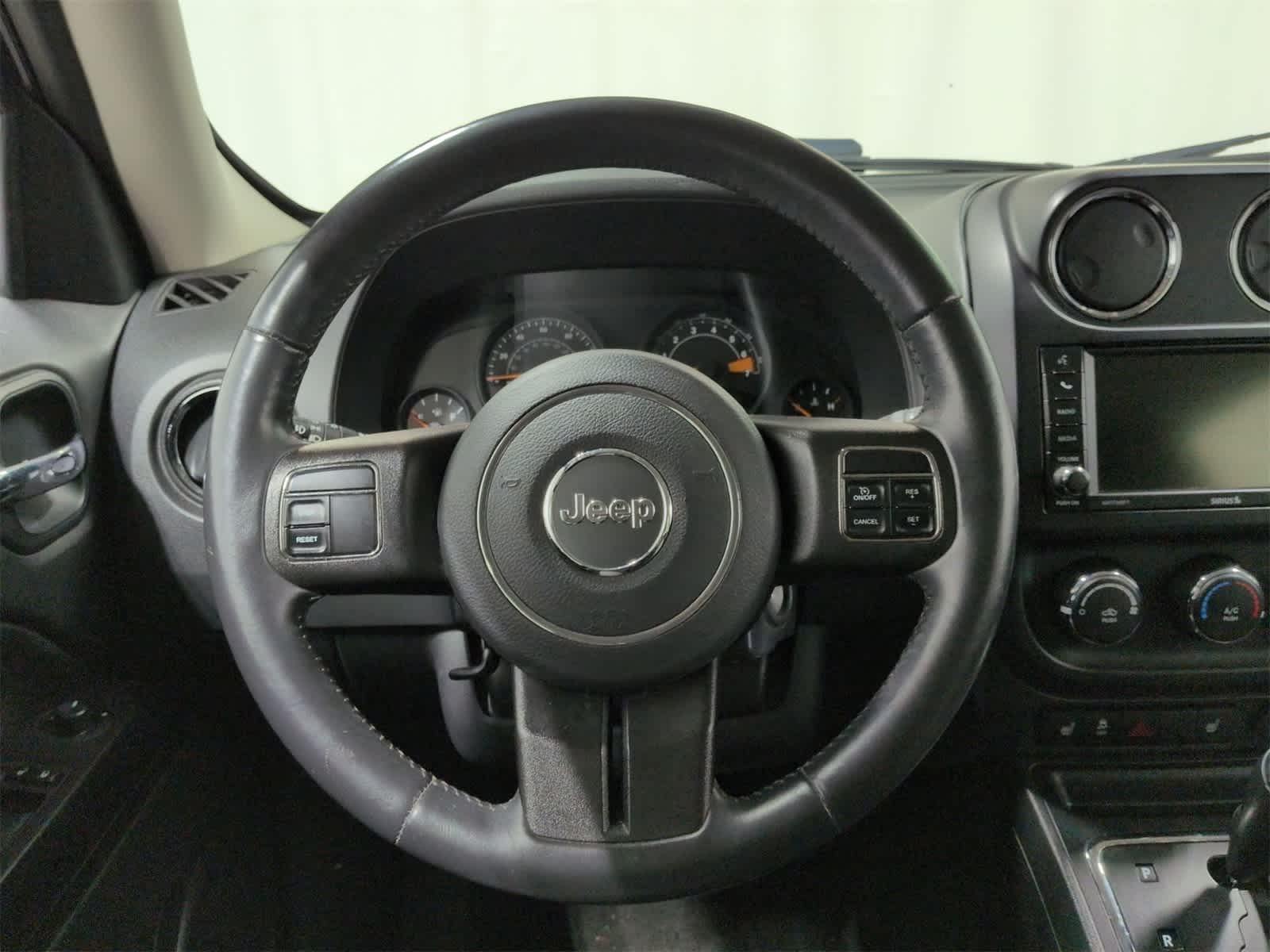 Thumbnail: 2014 Jeep Patriot - 22