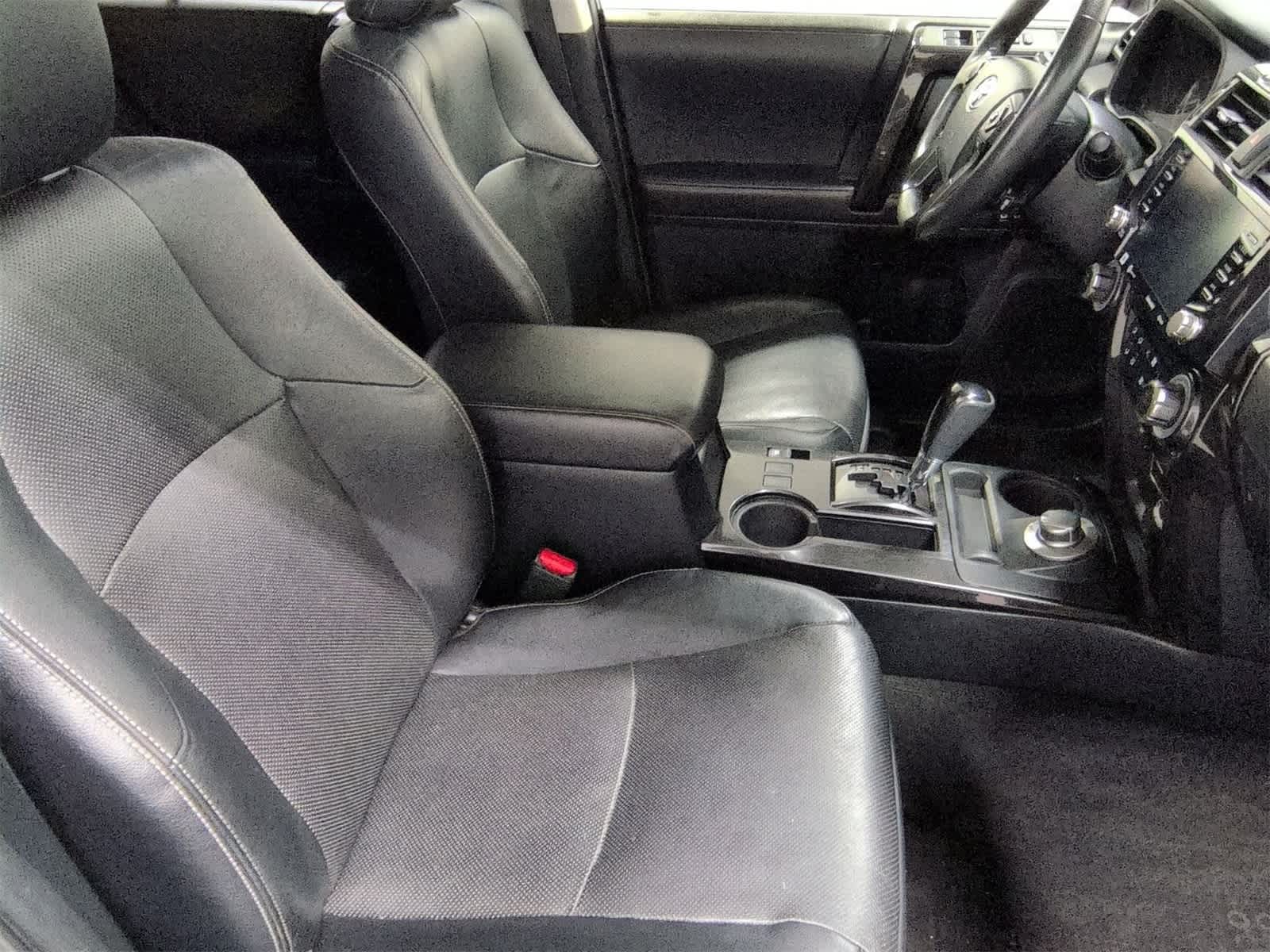 Thumbnail: 2021 Toyota 4Runner - 24