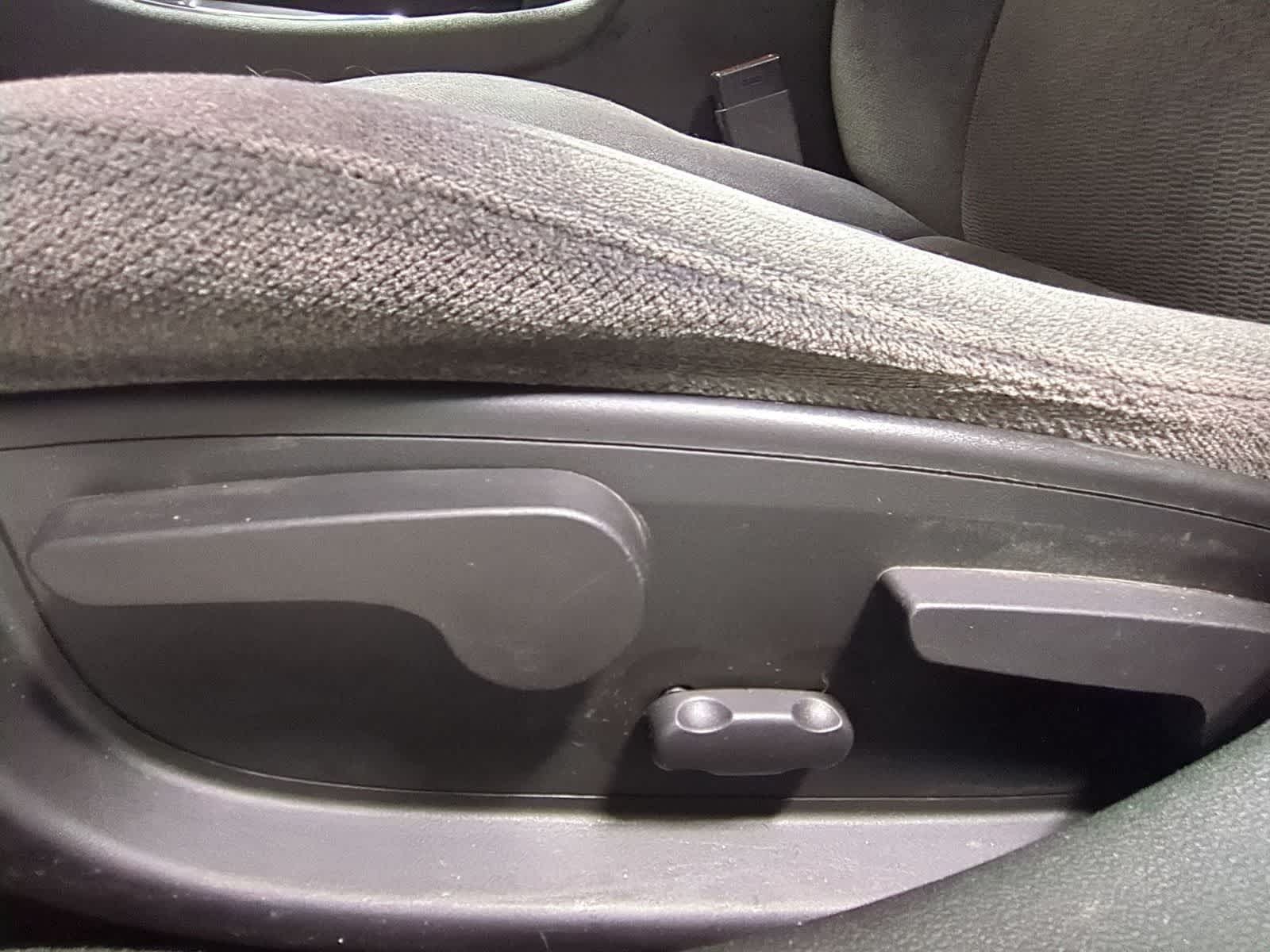 Thumbnail: 2012 Chevrolet Impala - 16