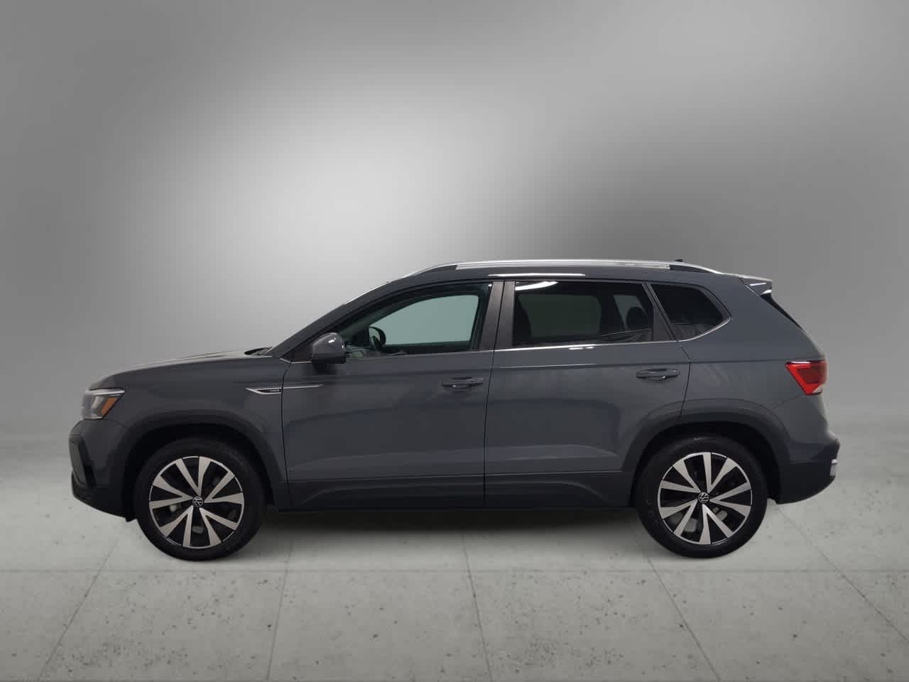 Thumbnail: 2022 Volkswagen Taos - 5