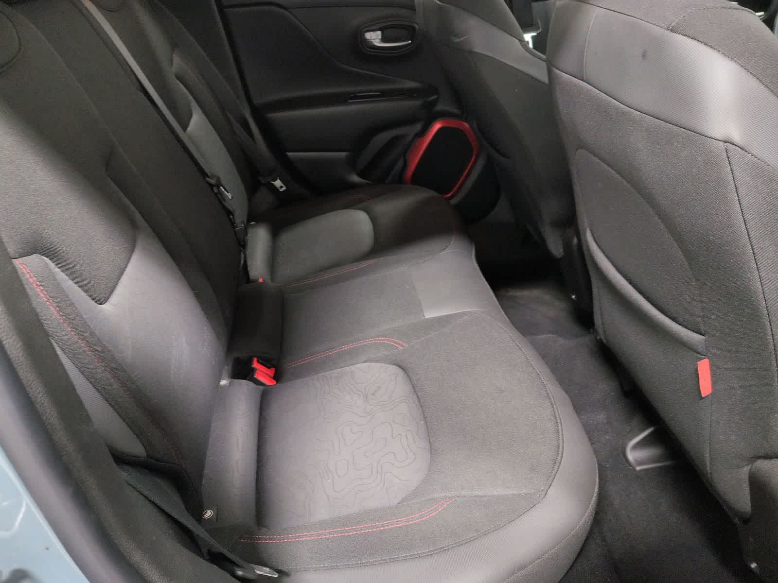 Thumbnail: 2017 Jeep Renegade - 20