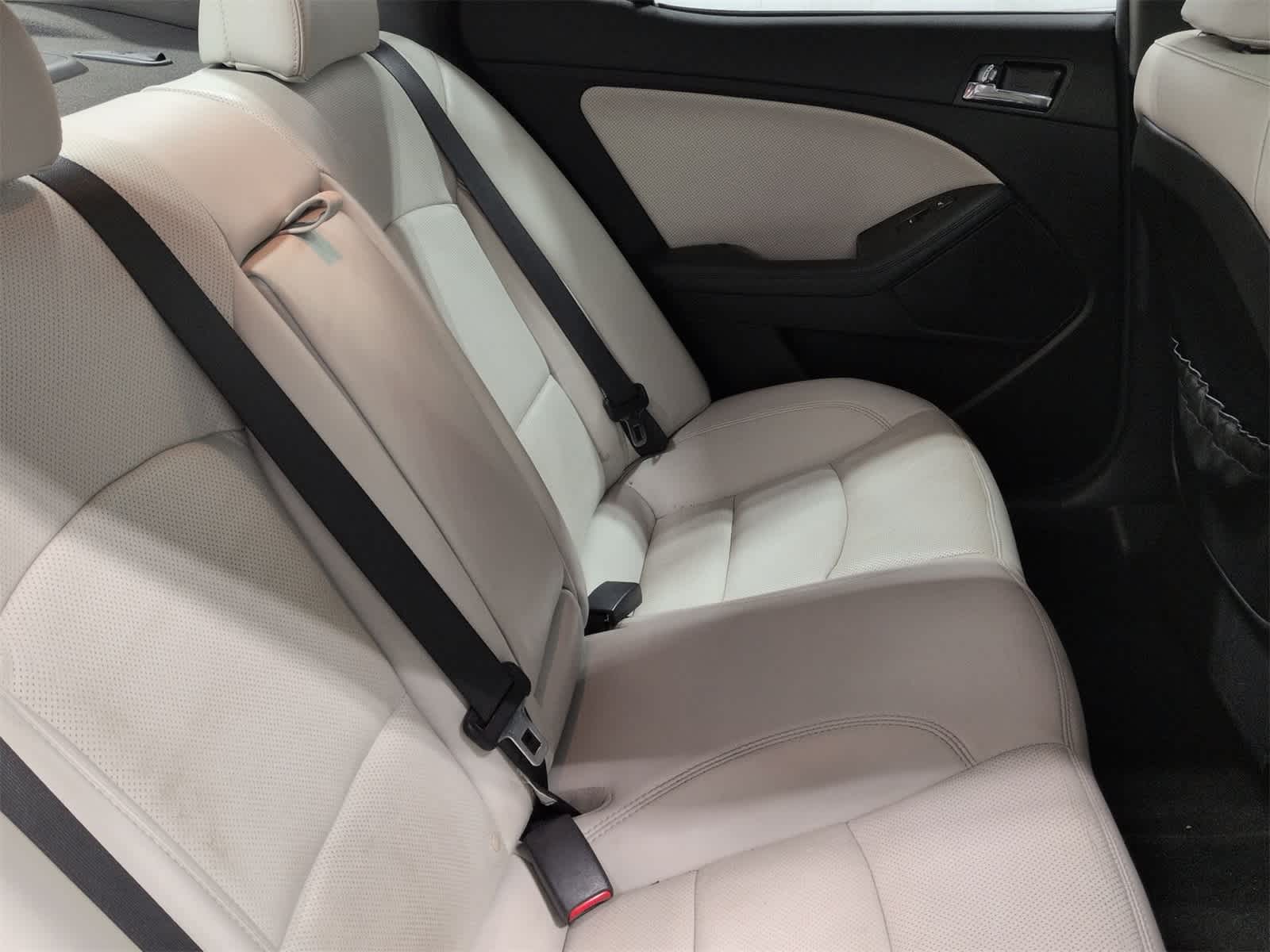 Thumbnail: 2013 Kia Optima - 22