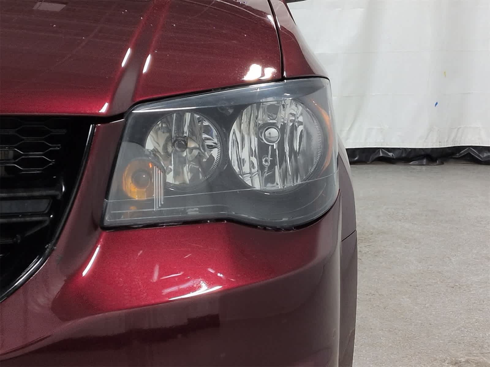 Thumbnail: 2019 Dodge Grand Caravan - 11