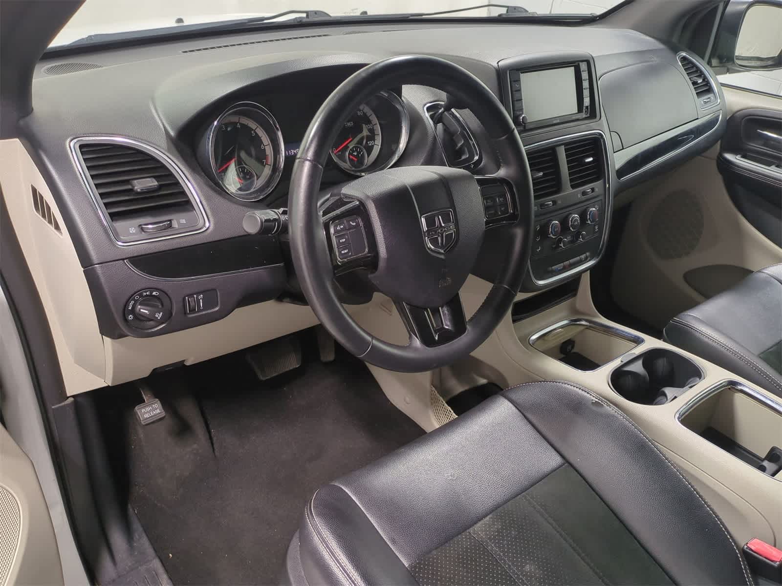 Thumbnail: 2014 Dodge Grand Caravan - 10