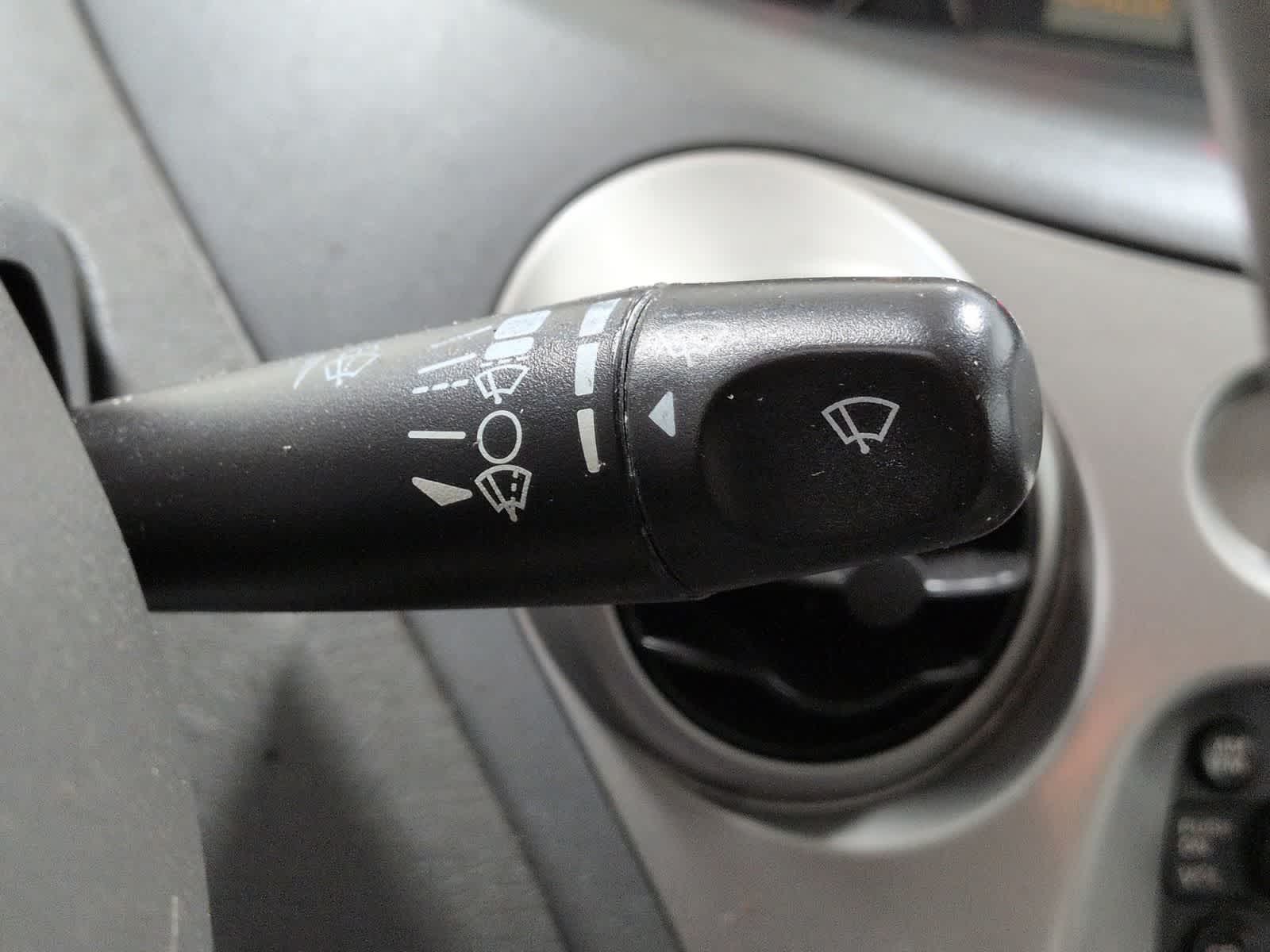 Thumbnail: 2004 Saturn Ion - 25