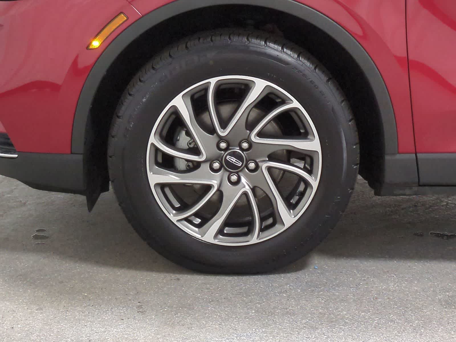 Thumbnail: 2020 Lincoln Corsair - 20