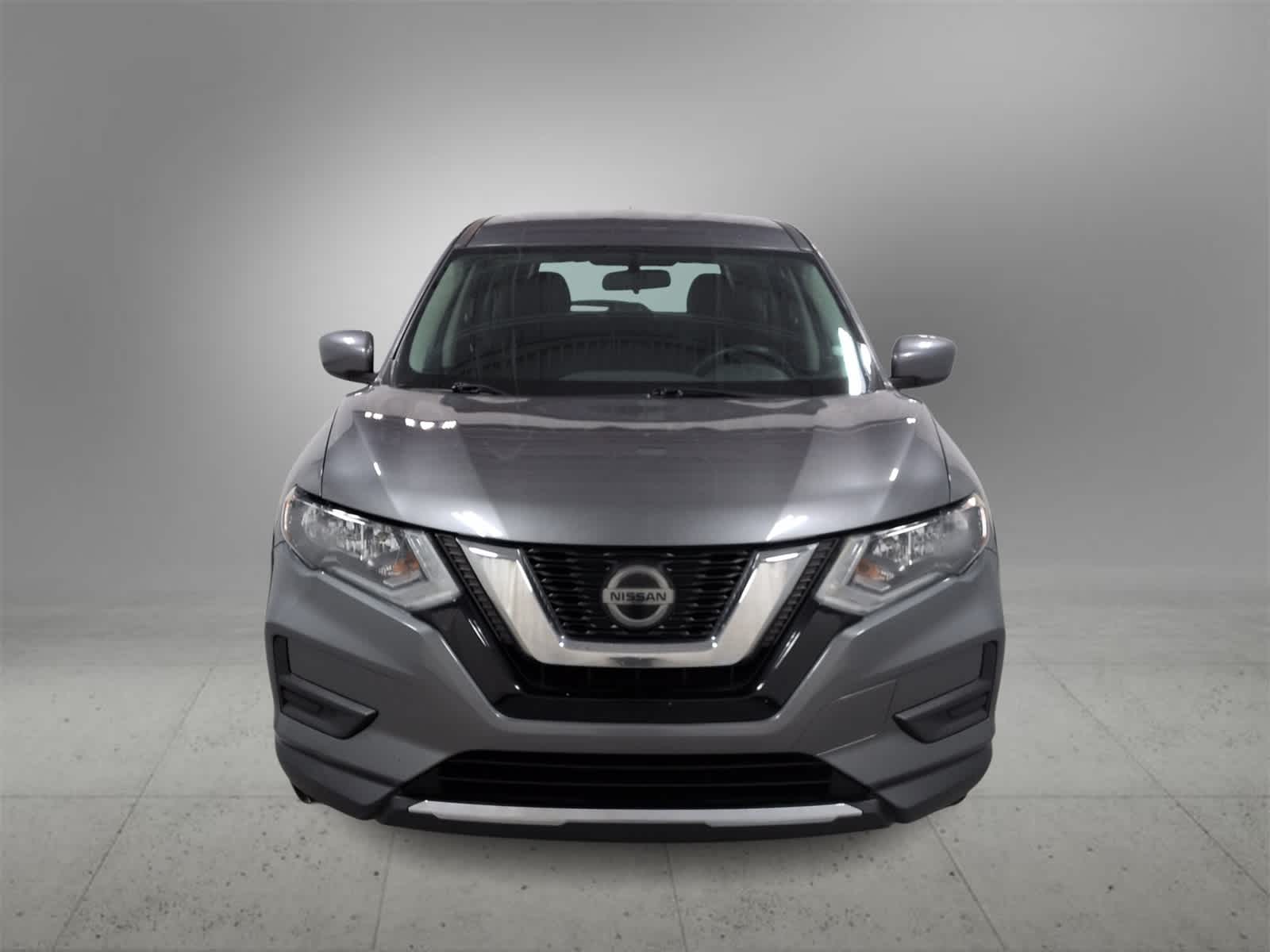 Thumbnail: 2018 Nissan Rogue - 3