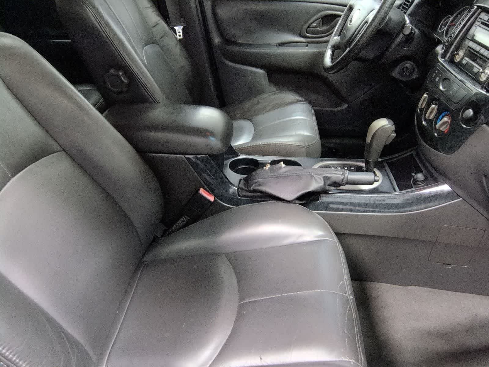 Thumbnail: 2005 Mazda Tribute - 24