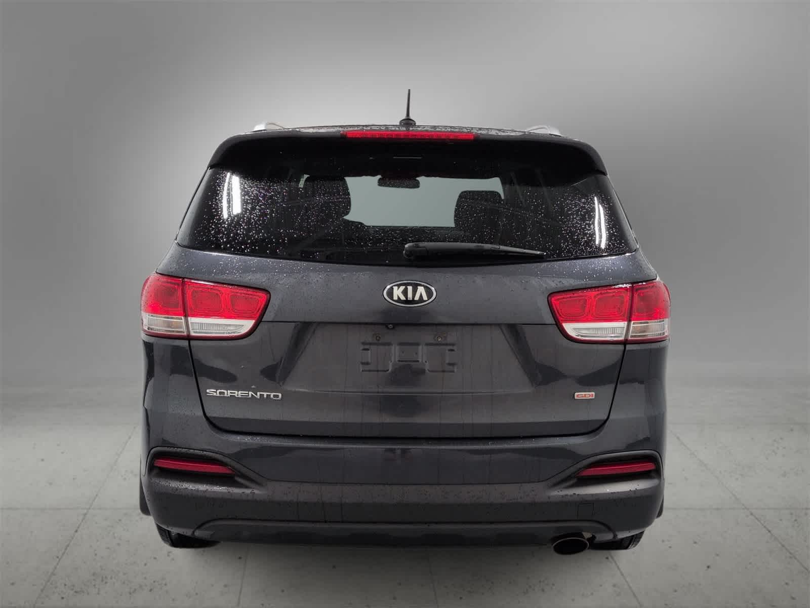 Thumbnail: 2016 Kia Sorento - 7