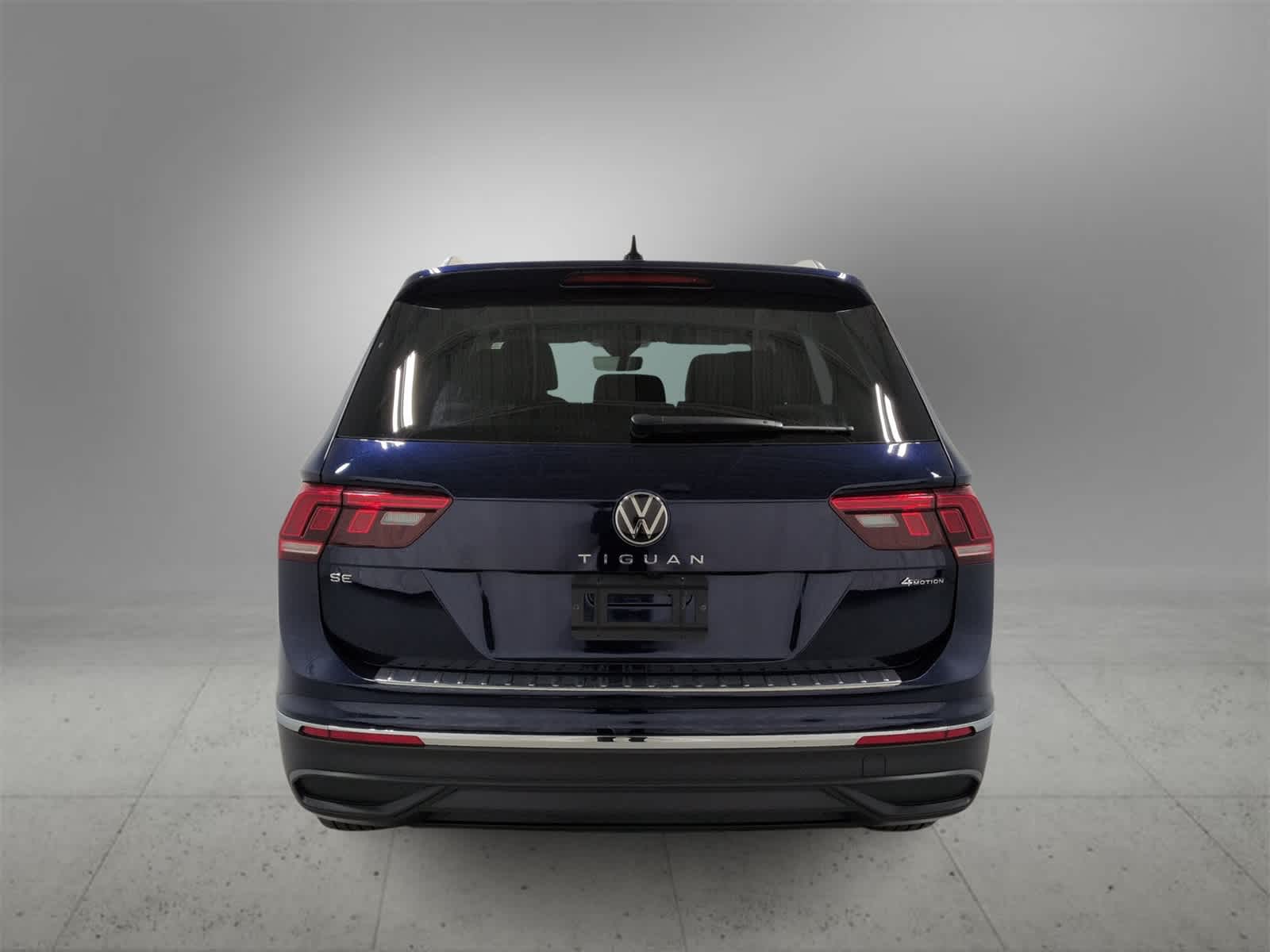 Thumbnail: 2022 Volkswagen Tiguan - 7