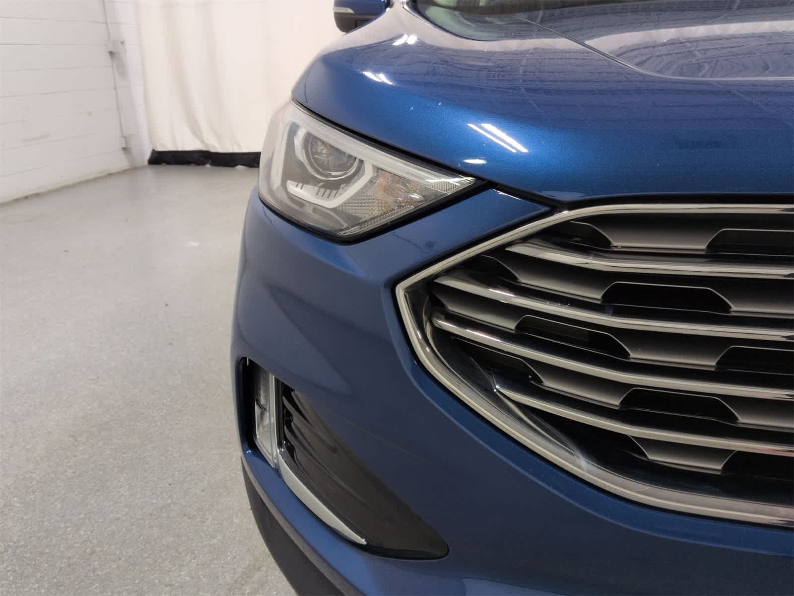 Thumbnail: 2020 Ford Edge - 11