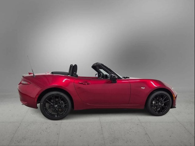 Thumbnail: 2026 Mazda MX-5 Miata - 9