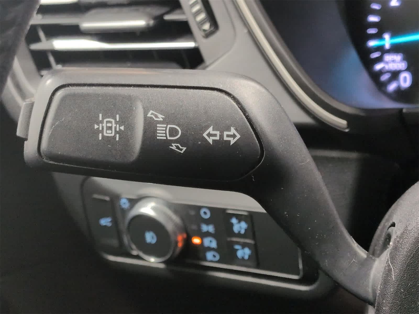 Thumbnail: 2020 Ford Escape - 27