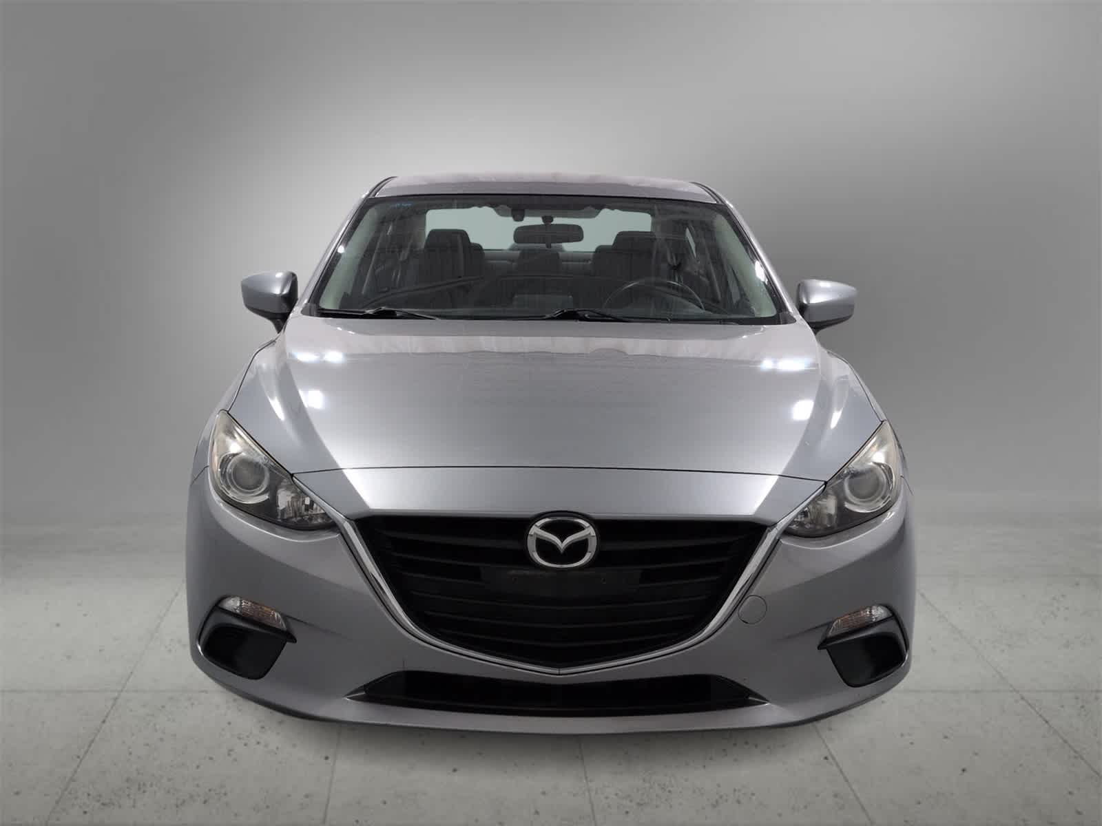 2016 Mazda Mazda3 i Sport photo 2