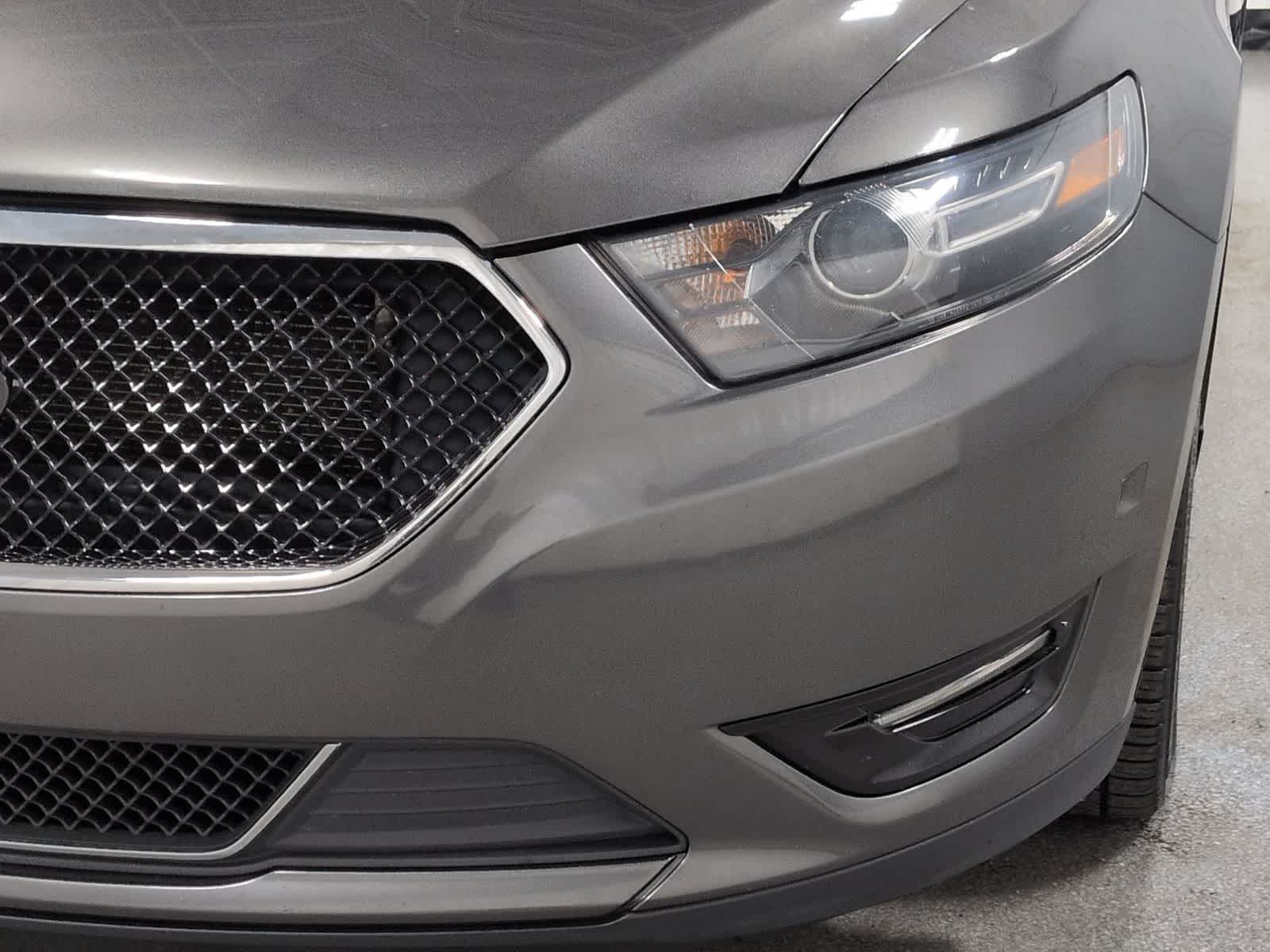 Thumbnail: 2017 Ford Taurus - 17