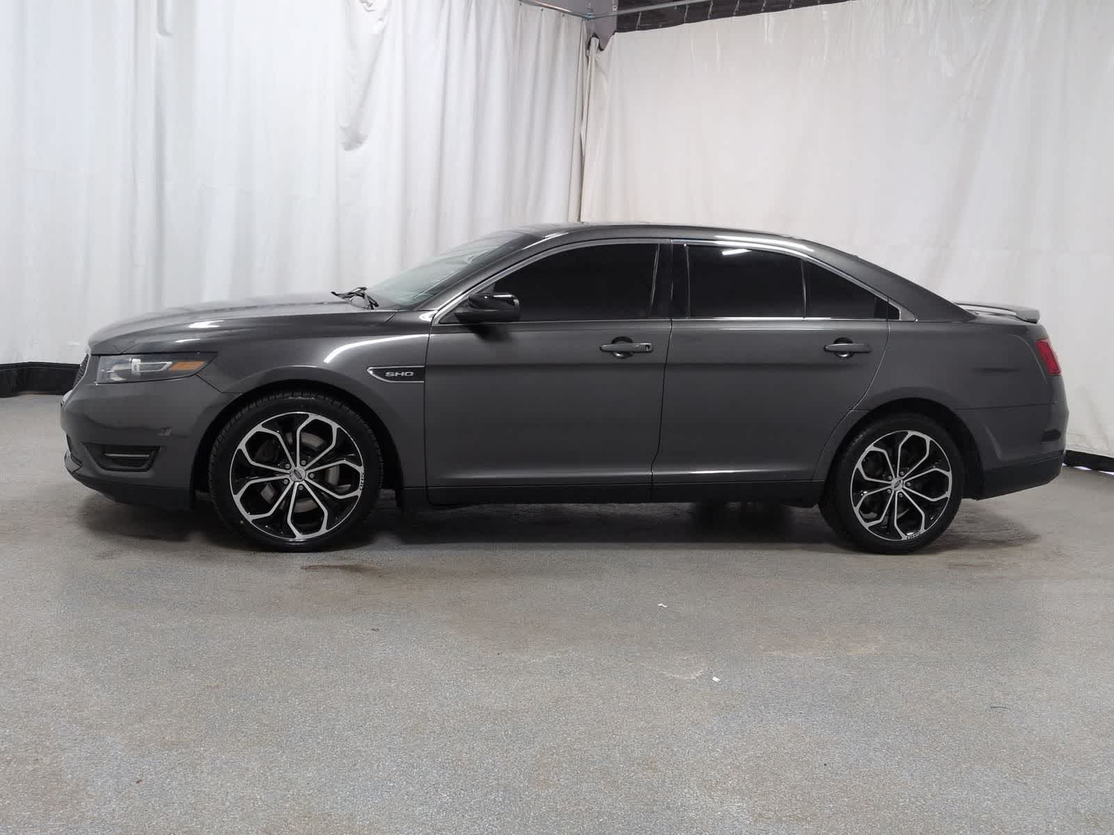 Thumbnail: 2017 Ford Taurus - 10