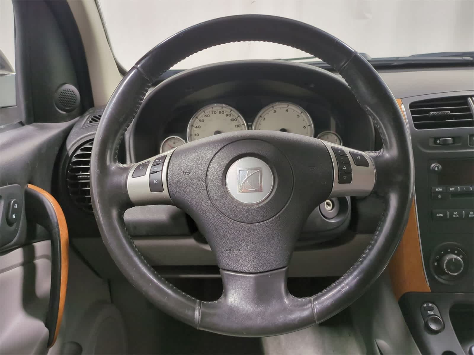 Thumbnail: 2006 Saturn VUE - 21