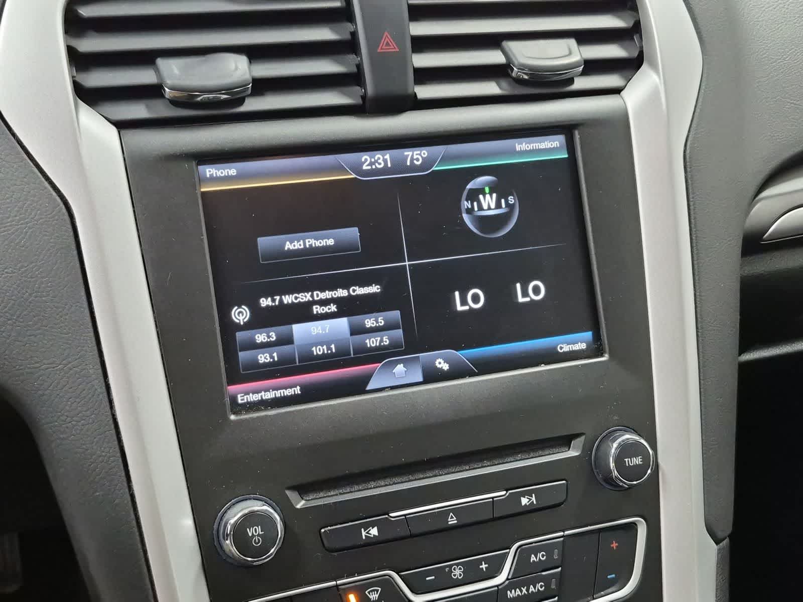 Thumbnail: 2016 Ford Fusion - 27