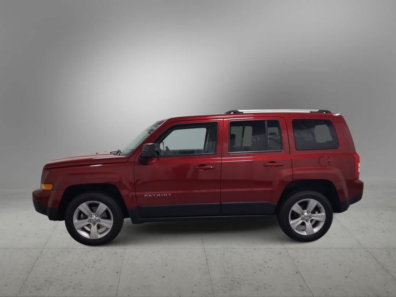 Thumbnail: 2014 Jeep Patriot - 5