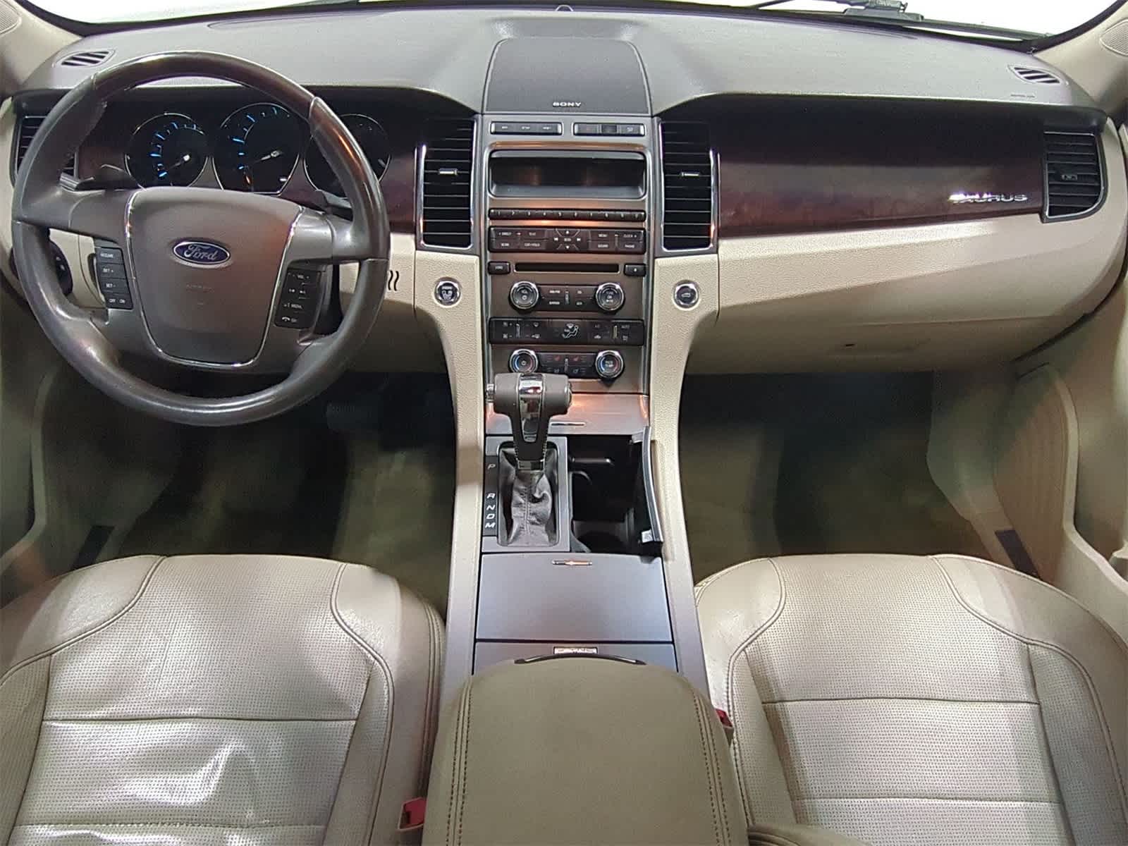 Thumbnail: 2011 Ford Taurus - 16