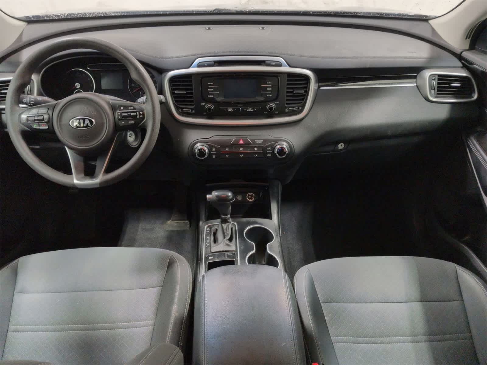 Thumbnail: 2016 Kia Sorento - 16