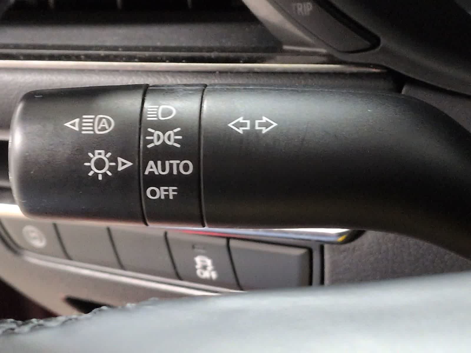 Thumbnail: 2020 Mazda Mazda3 - 32