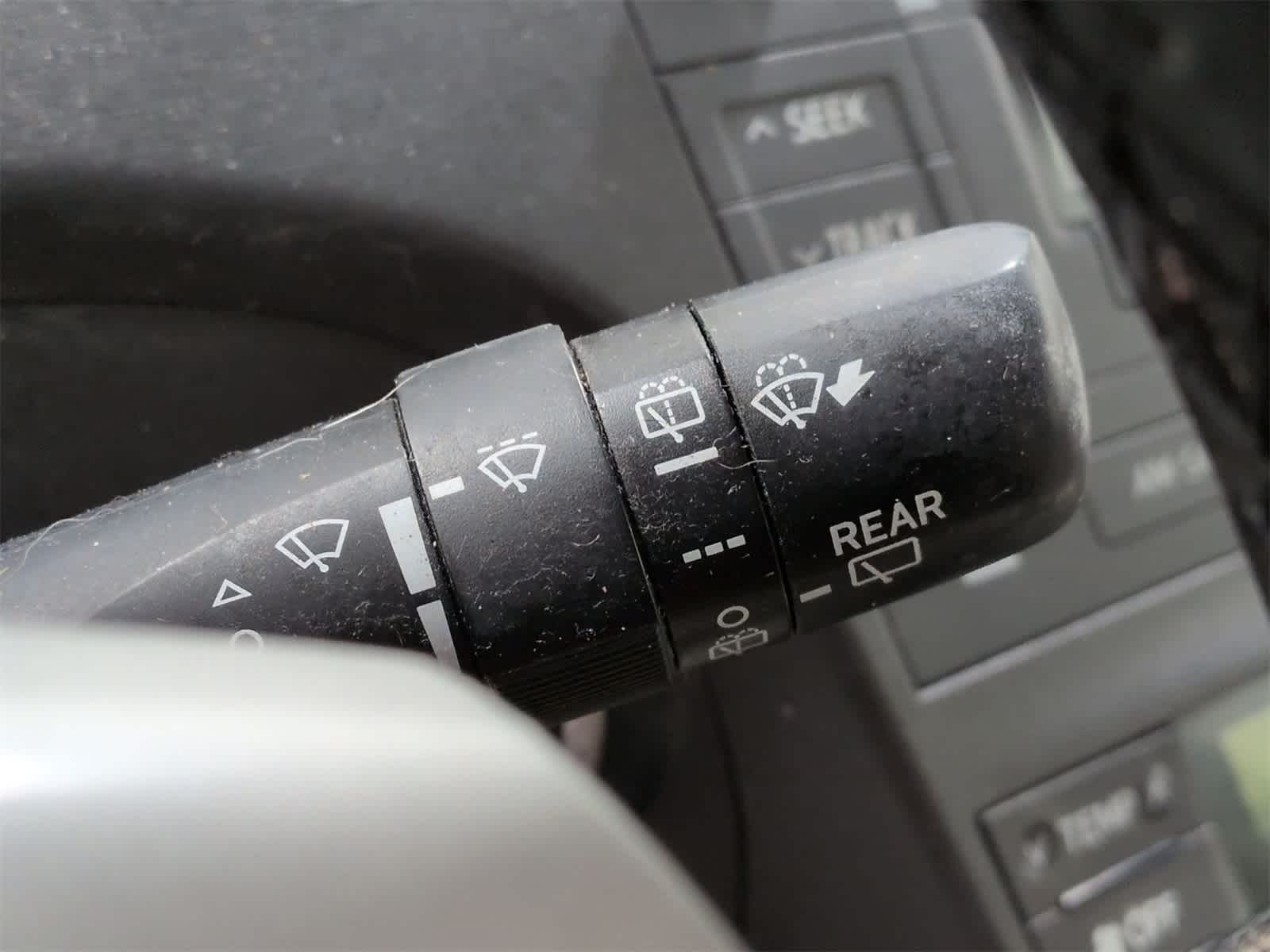 Thumbnail: 2011 Toyota Prius - 25