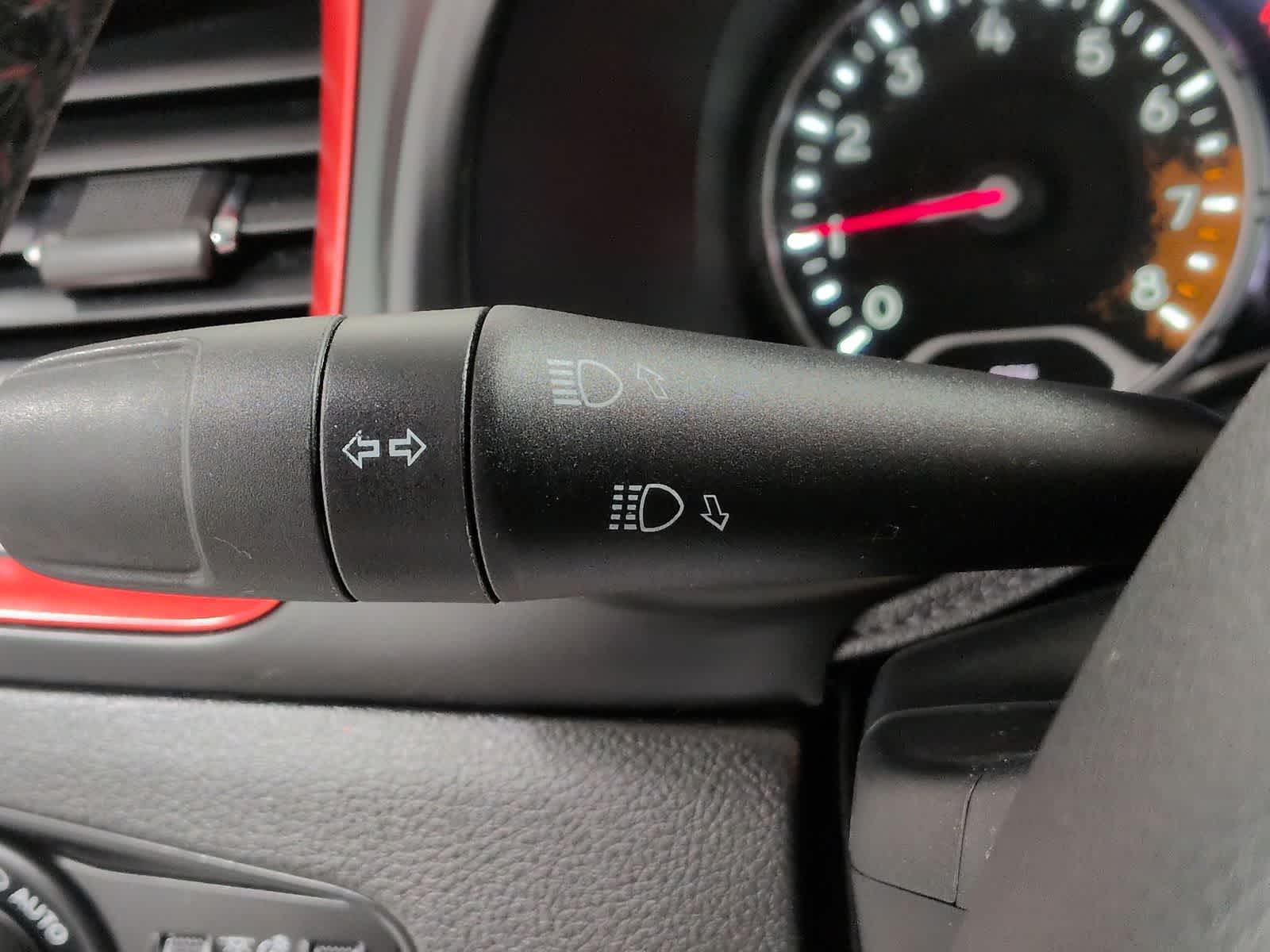 Thumbnail: 2017 Jeep Renegade - 26